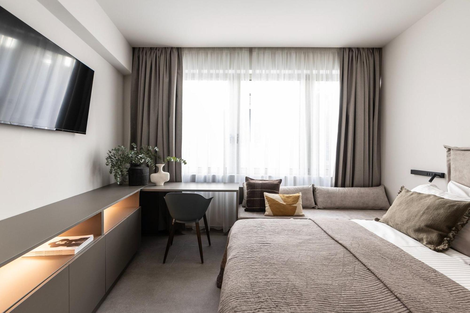 Celestial Athens Suites At Praxitelous ภายนอก รูปภาพ