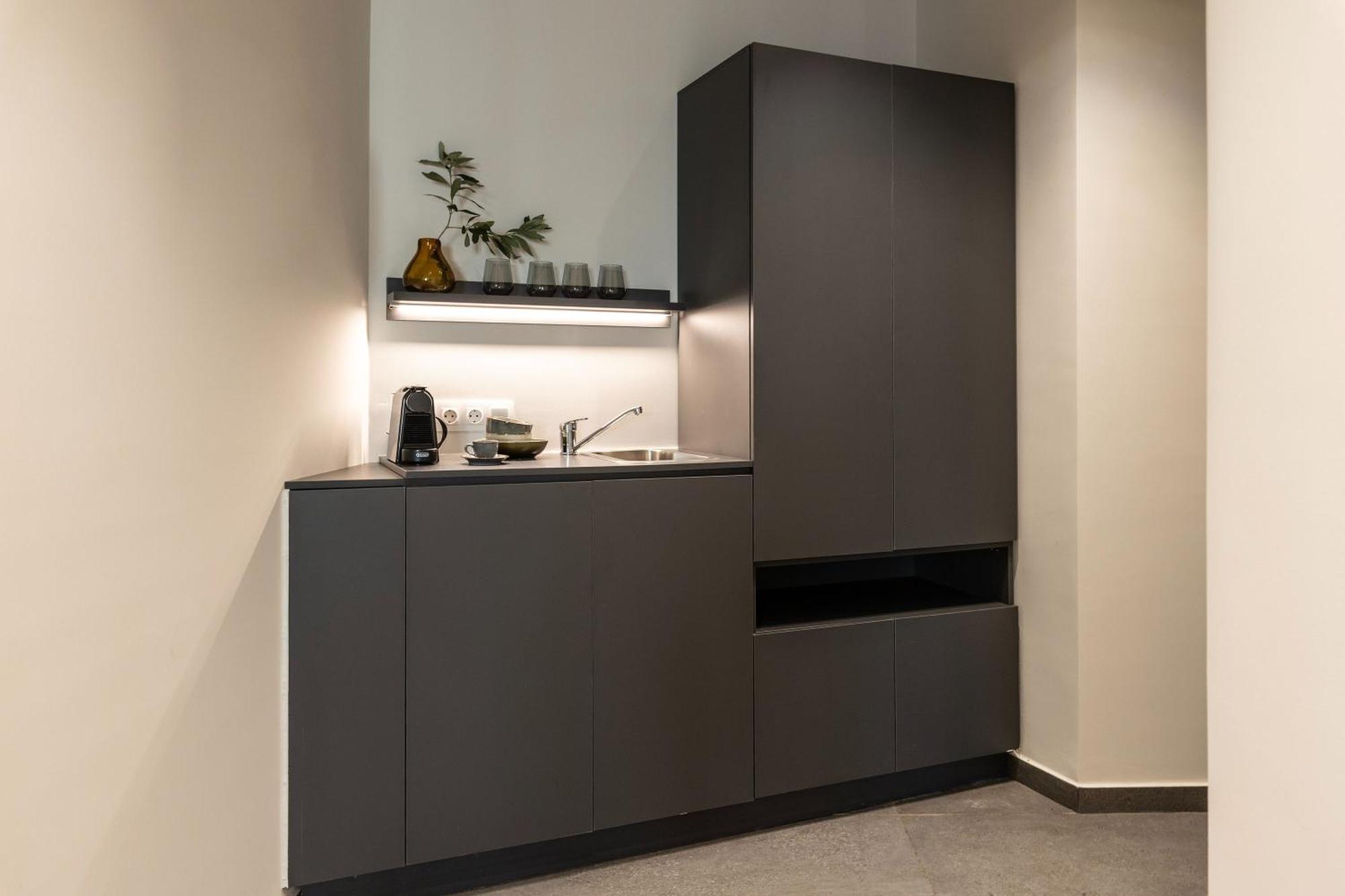 Celestial Athens Suites At Praxitelous ภายนอก รูปภาพ