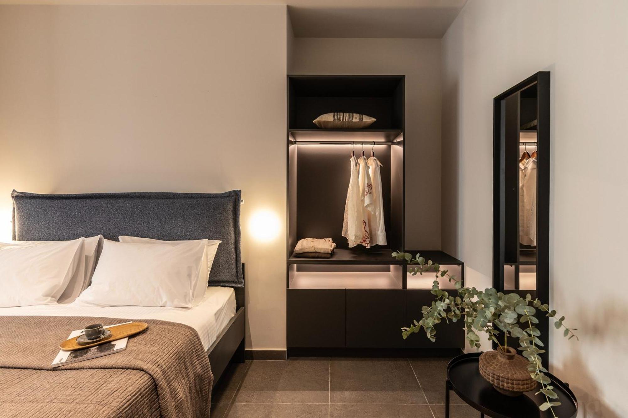 Celestial Athens Suites At Praxitelous ภายนอก รูปภาพ