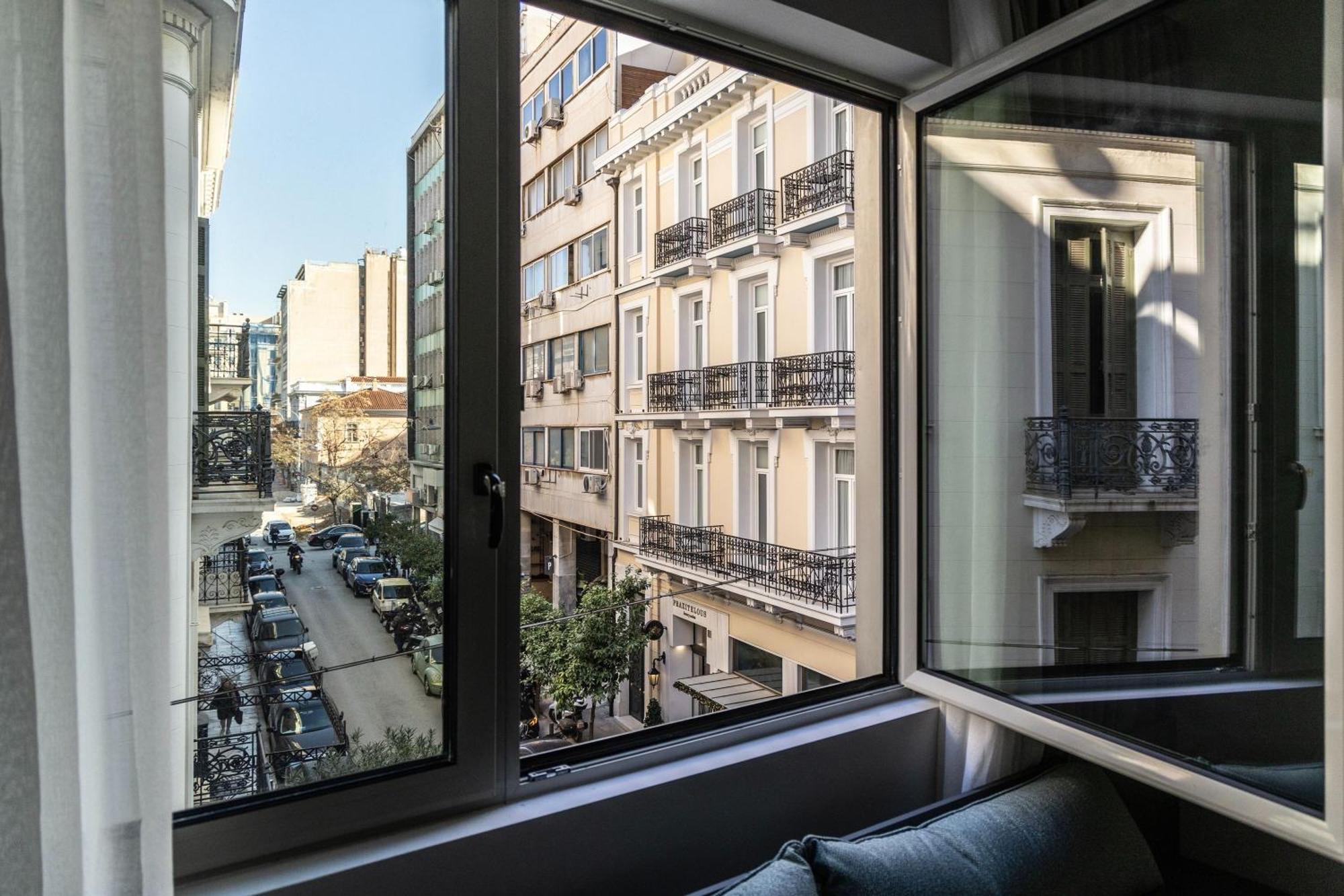 Celestial Athens Suites At Praxitelous ภายนอก รูปภาพ